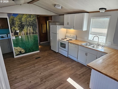 82891 Parker Ln, Dexter, OR 97431 - photo 7