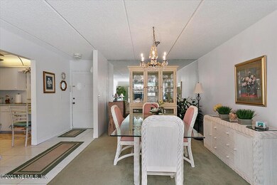 04-Dining Area