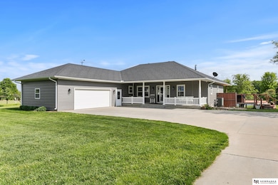 9929 Springlake North Ln, Firth, NE 68358 - photo 2