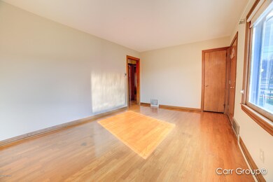 715 Burke-6