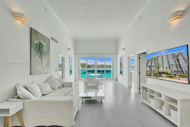 Aquasol unit T-O, Miami Beach, FL 33141 - photo 2