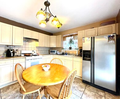 5 Studio Ln, Staten Island, NY 10304 - photo 7