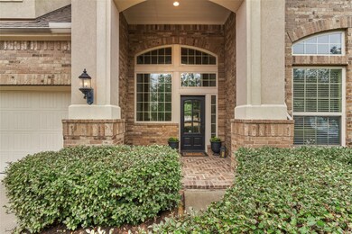 The inviting covered front porch is very spacious!