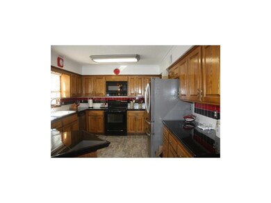 Kitchen with island