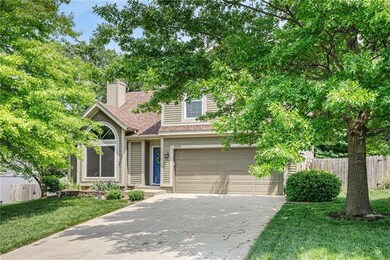 5201 Lakecrest Dr, Shawnee, KS 66218 - photo 2