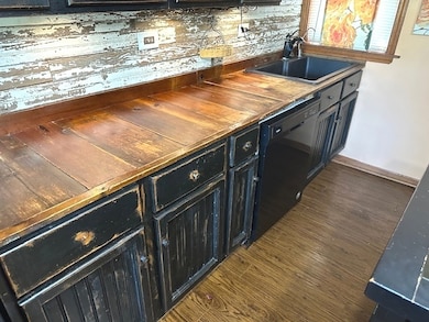 106 Round House St, Braidwood, IL 60408 - photo 4