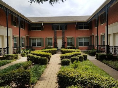 Front courtyard at the front of the complex. Unit 