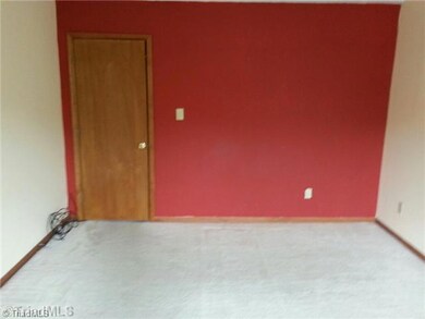 2nd Bedroom.