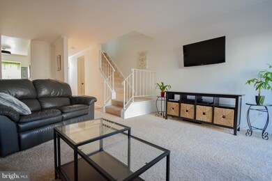 4199 Stockbridge Dr, Dumfries, VA 22025 - photo 5