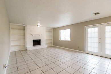 7447 Woodland Dr W, Houston, TX 77040 - photo 7