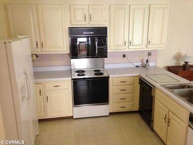 9035 Wood Sorrel Dr, Henrico, VA 23229 - photo 6