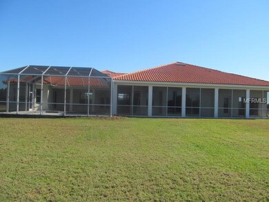 5007 Lake Toscana Dr, Wimauma, FL 33598 - photo 3