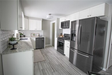 7205 Graydon Dr, North Tonawanda, NY 14120 - photo 7