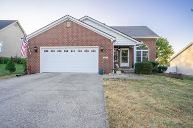 840 Isaac Shelby Cir E, Frankfort, KY 40601 - photo 2