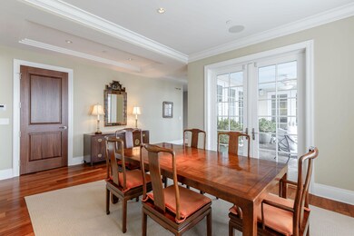 Formal Dining