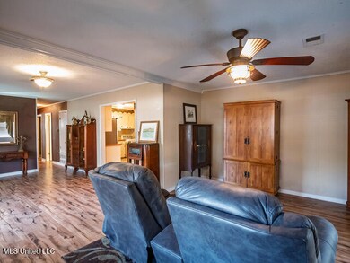 218 Edwin Cir, Sardis, MS 38666 - photo 6