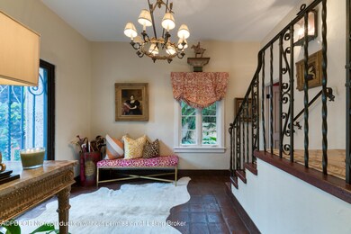 211 Dunbar Rd Palm Beach FL-print-018-01