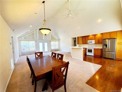 310 Hosta Ct, Leicester, NC 28748 - photo 5