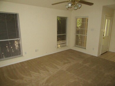 9450 Coast Bridge St, Houston, TX 77075 - photo 7