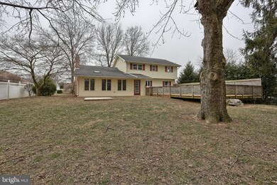 921 E Walnut St, Palmyra, PA 17078 - photo 2