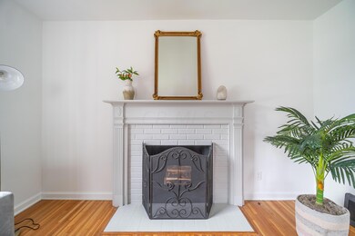 123 Letchworth Avenue-24