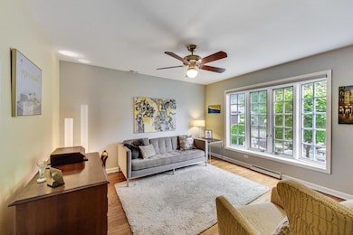 848 S Mitchell Ave, Elmhurst, IL 60126 - photo 7