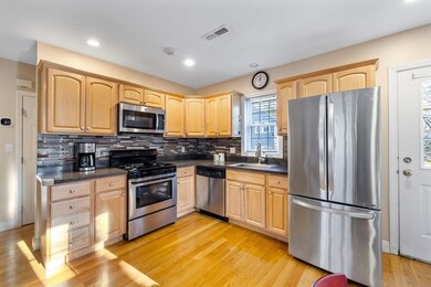 11 Spring Rd unit B, Arlington, MA 02476 - photo 6