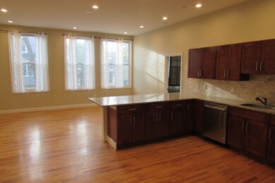 17 Wethersfield St unit 2, Rowley, MA 01969 - photo 2