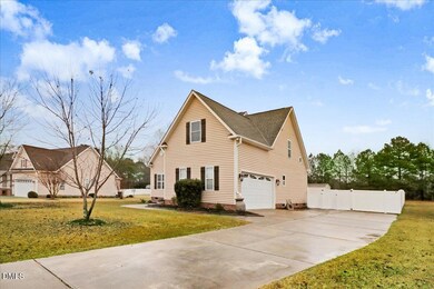 148 Helena Ln, Archer Lodge, NC 27527 - photo 4