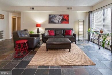 8605 Village Way unit D, Alexandria, VA 22309 - photo 4