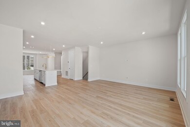 42108 Picasso Square, Brambleton, VA 20148 - photo 7