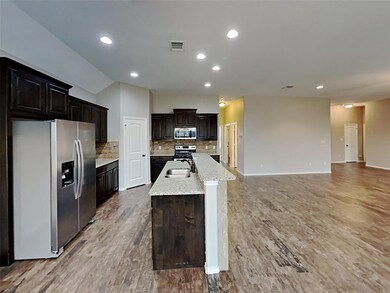 3104 Windcrest Ct, Granbury, TX 76049 - photo 5