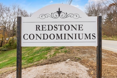 325 Ashland Ave unit 2, Southbridge, MA 01550 - photo 2