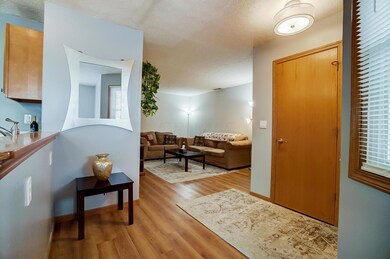 681 Milcrest Dr, Marysville, OH 43040 - photo 4