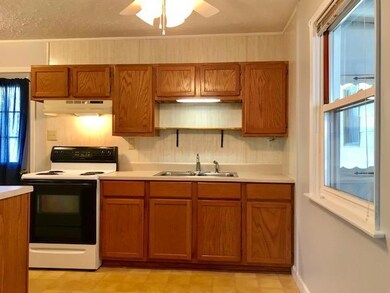 921 Bucknell Rd, Columbus, OH 43213 - photo 4