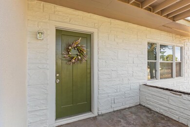 4231 N Stevens St, El Paso, TX 79930 - photo 3