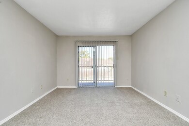 Photos displayed may be of similar apartments or floor plans featuring the same finishes.

