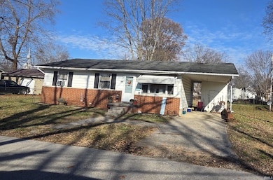 308 E Elm St, Boonville, IN 47601 - photo 2