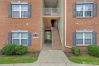 136 Frank Ct unit 136, South Plainfield, NJ 07080 - photo 4