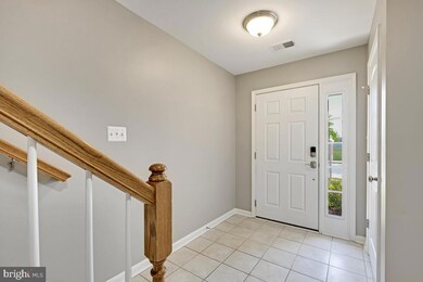 6546 Newton Dr, Frederick, MD 21703 - photo 2