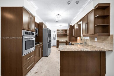 5713 Jefferson St, Hollywood, FL 33023 - photo 4