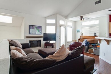 12650 Springbrook Dr unit B, San Diego, CA 92128 - photo 3