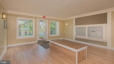 7640 Tremayne Place unit 105, McLean, VA 22102 - photo 4