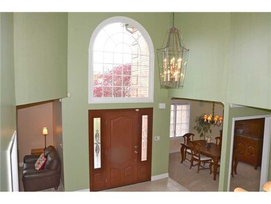 Entry/Foyer.