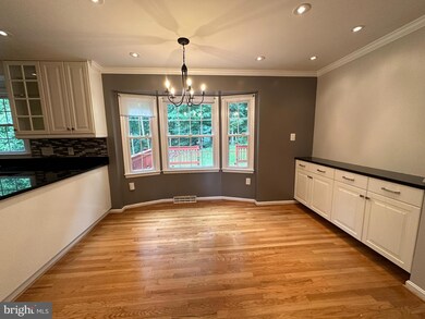 7597 Whisperwood Ct, Springfield, VA 22153 - photo 4