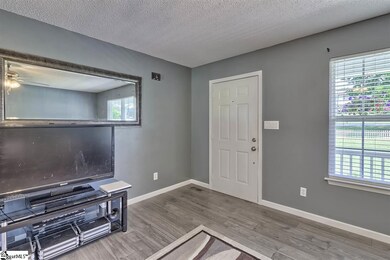 804 Clark Rd, Inman, SC 29349 - photo 4