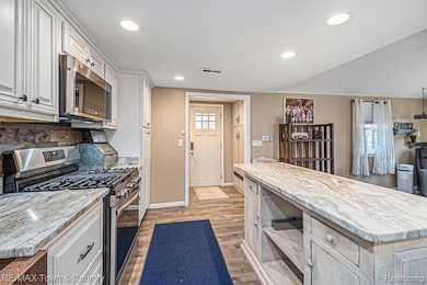 4148 Lakeside Dr, Beaverton, MI 48612 - photo 6