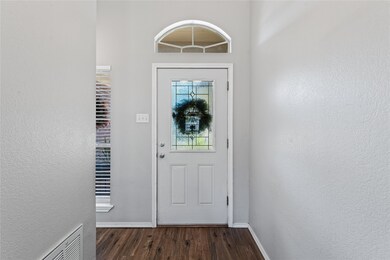 290 Norwood Dr, Woodway, TX 76712 - photo 4