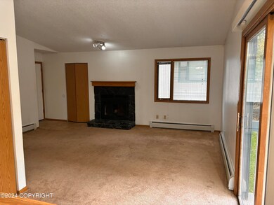 3700 Gardner St unit B, Anchorage, AK 99508 - photo 3