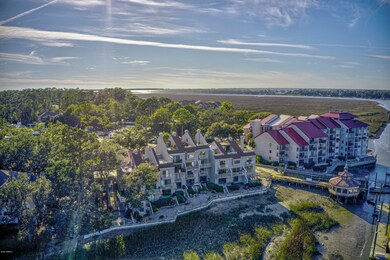 3. 301B Dockmaster - 90 Helmsman Way, HH